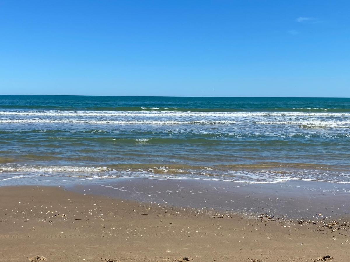 South Padre Island Beach House Retreat Downstairs Εξωτερικό φωτογραφία